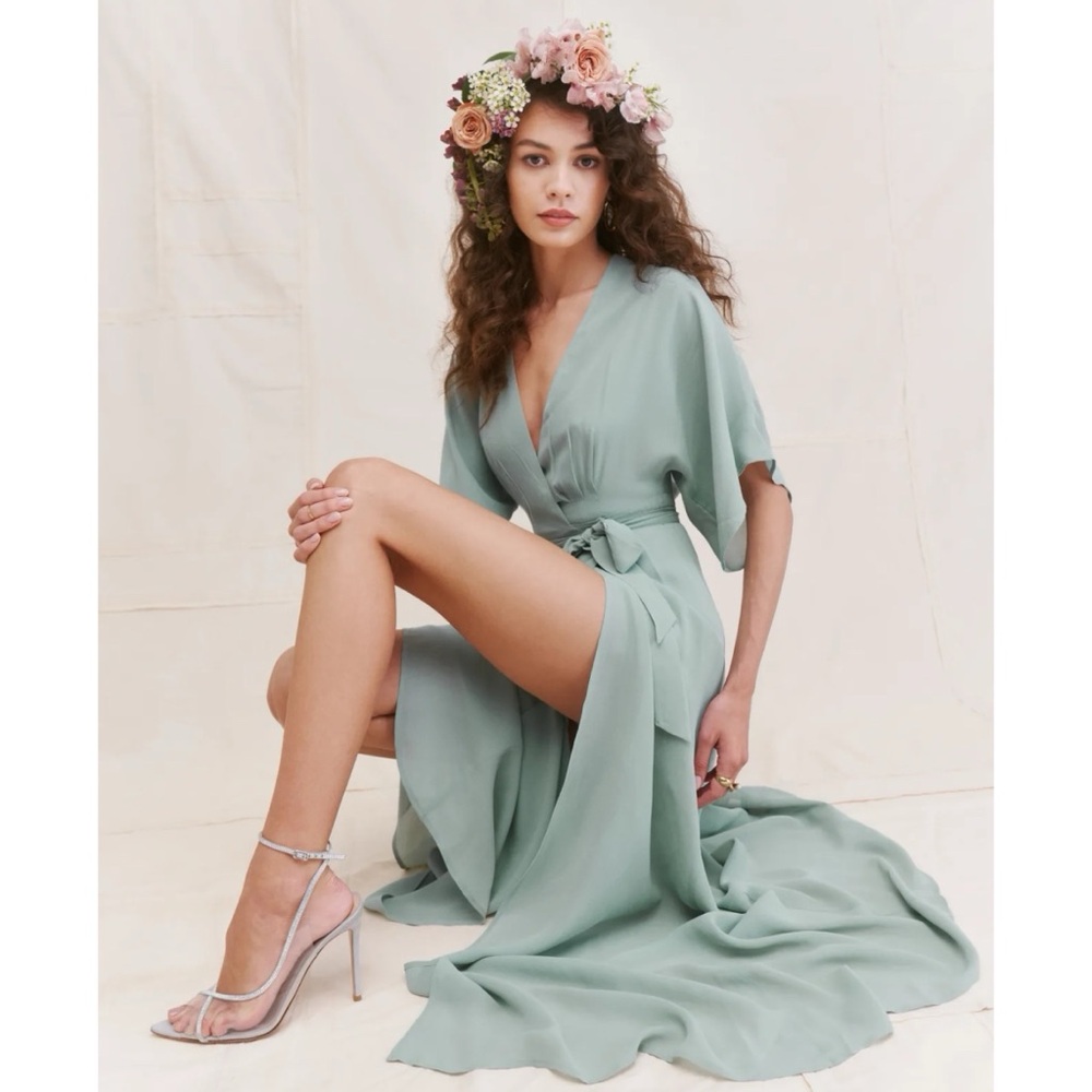 Reformation Winslow Dress in Celadon - Picture 1 of 12